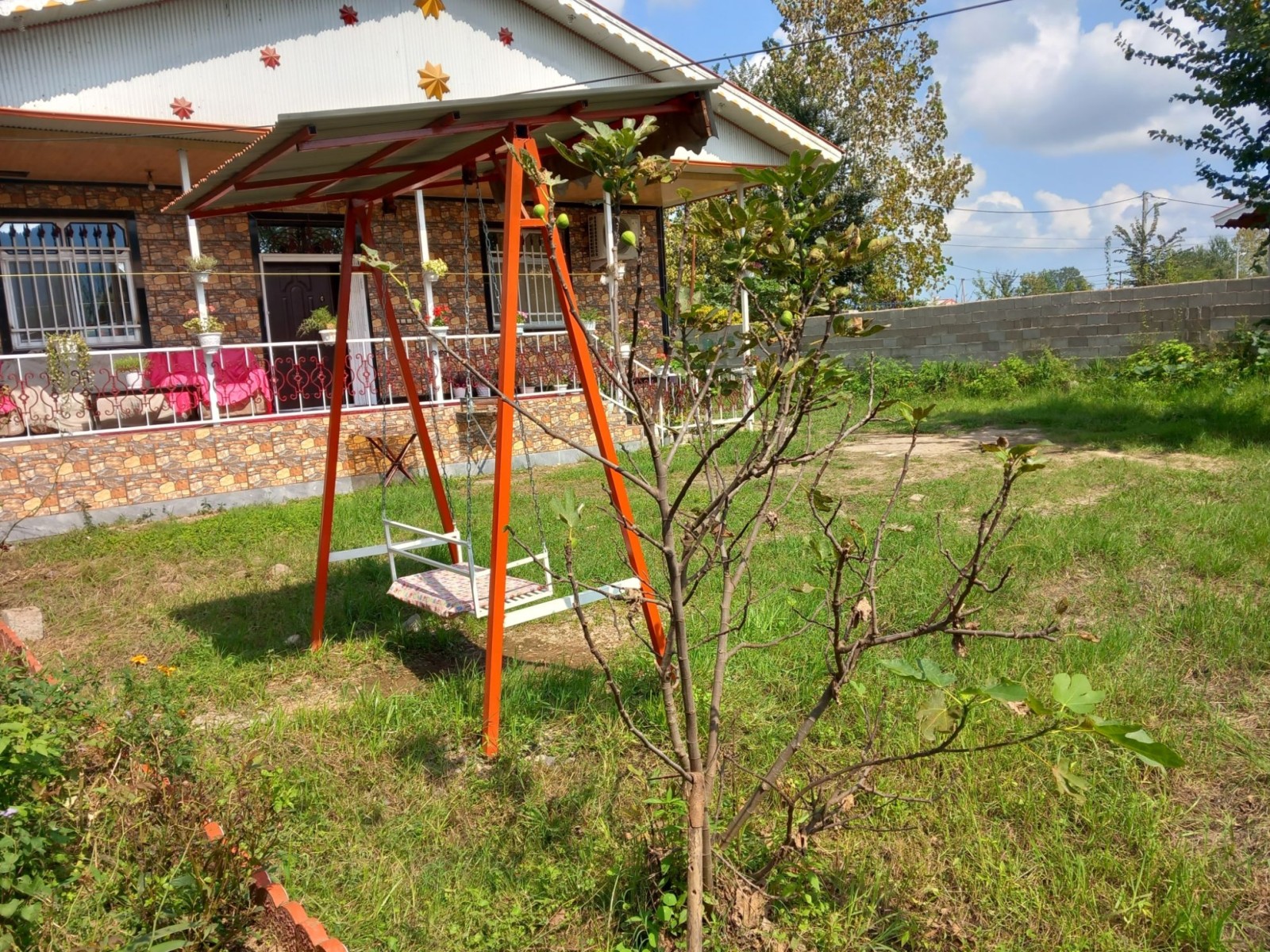 نمای بیرونی ساختمان