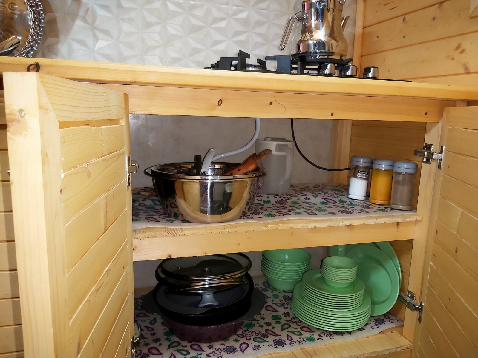 ظروف سرو و آشپزی