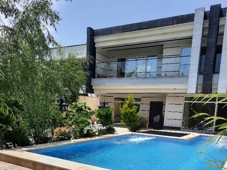نمای بیرونی ساختمان