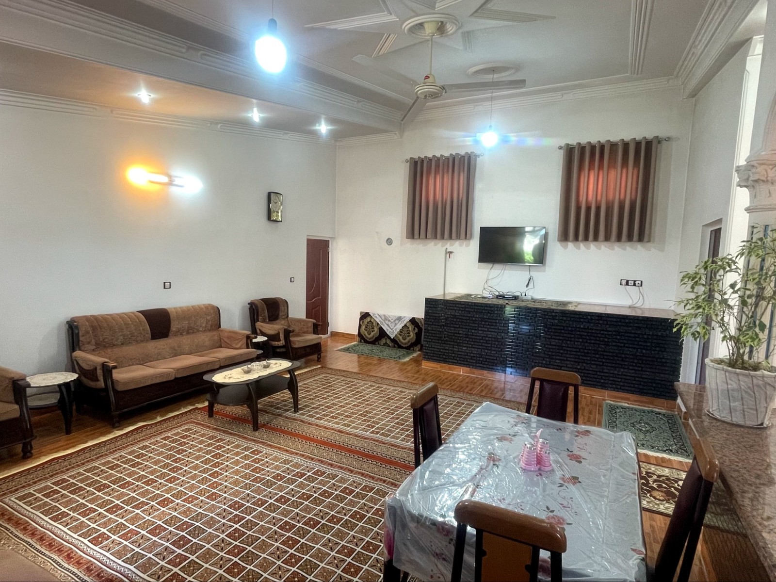 اتاق پذیرایی