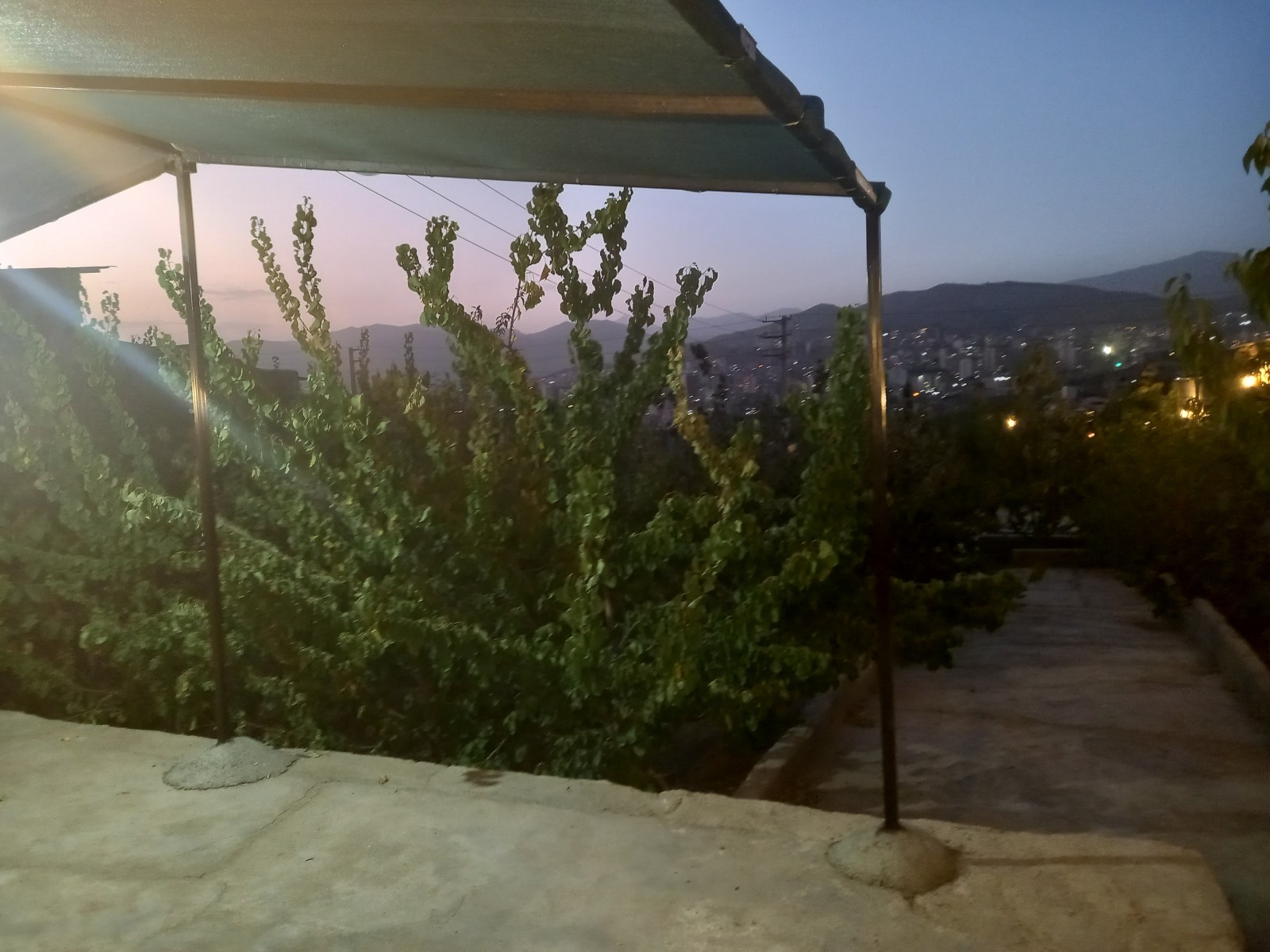 نمای بیرونی ساختمان نمای بیرونی ساختمان