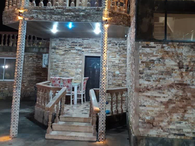 نمای بیرونی ساختمان