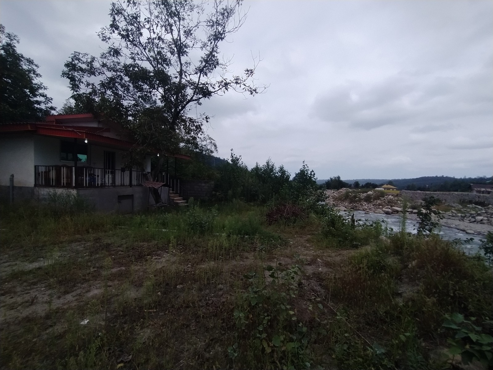 نمای بیرونی ساختمان