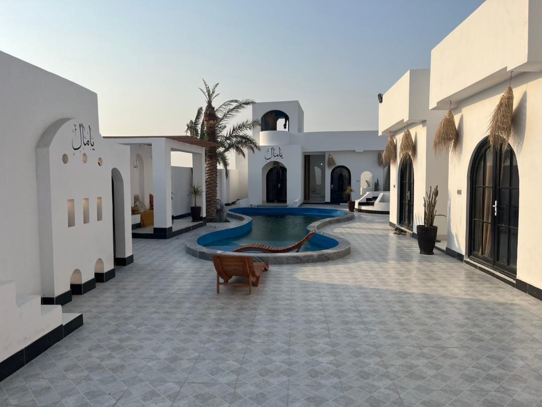 استخر استخر