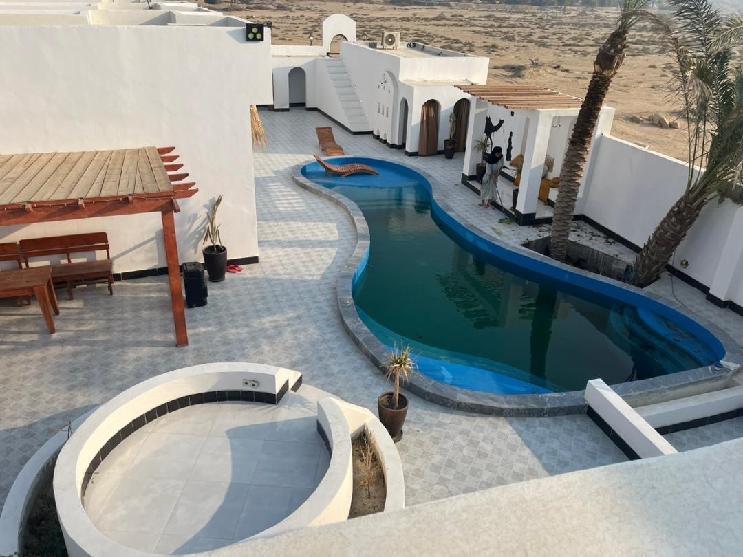 نمای بیرونی ساختمان نمای بیرونی ساختمان