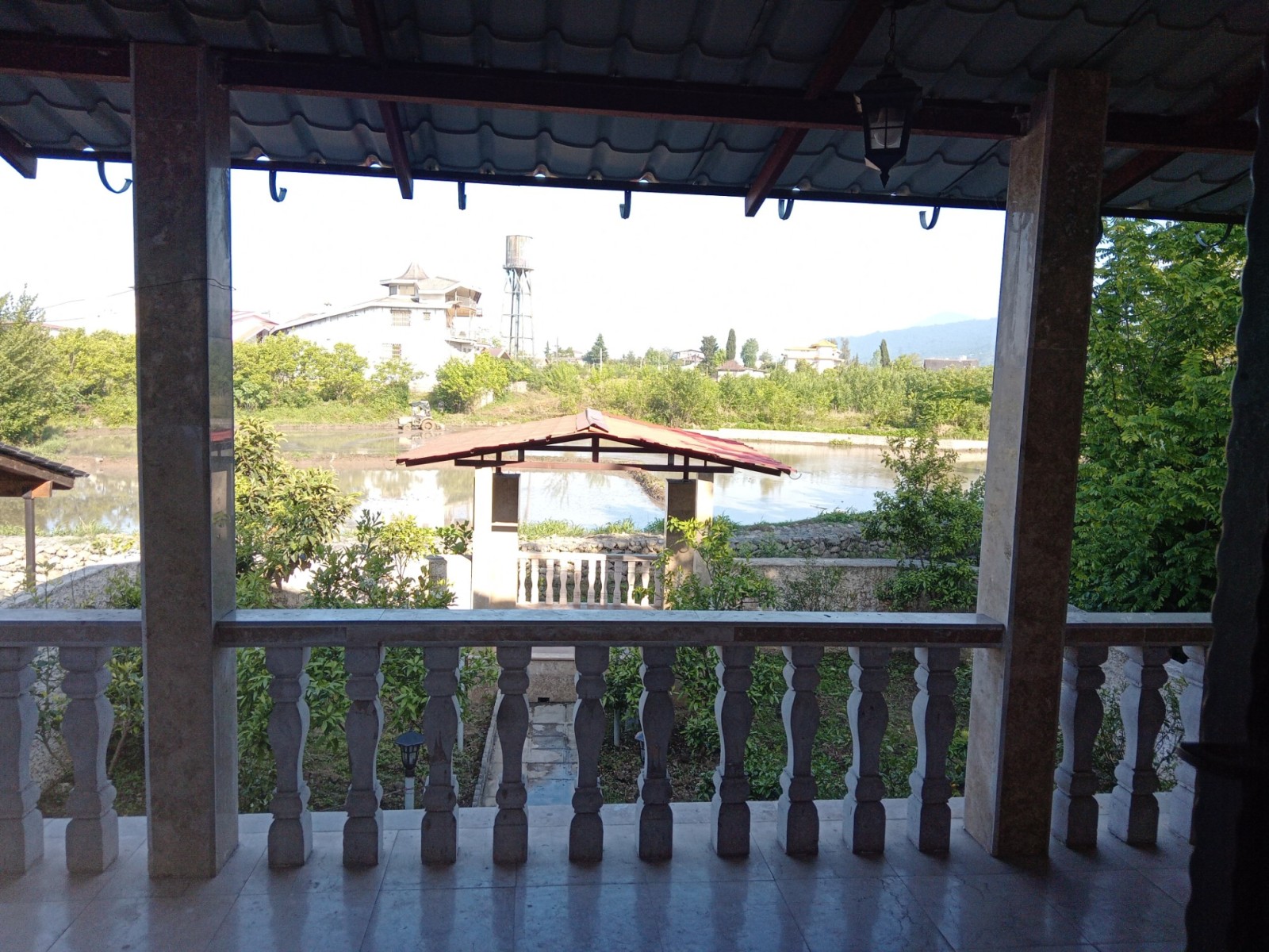 نمای بیرونی ساختمان