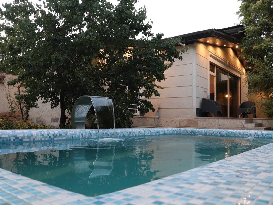 استخر استخر