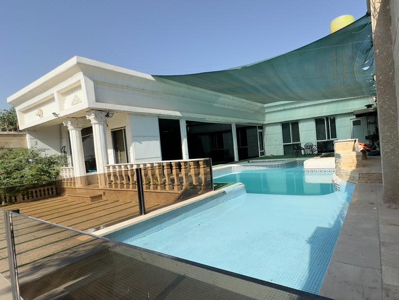 استخر استخر