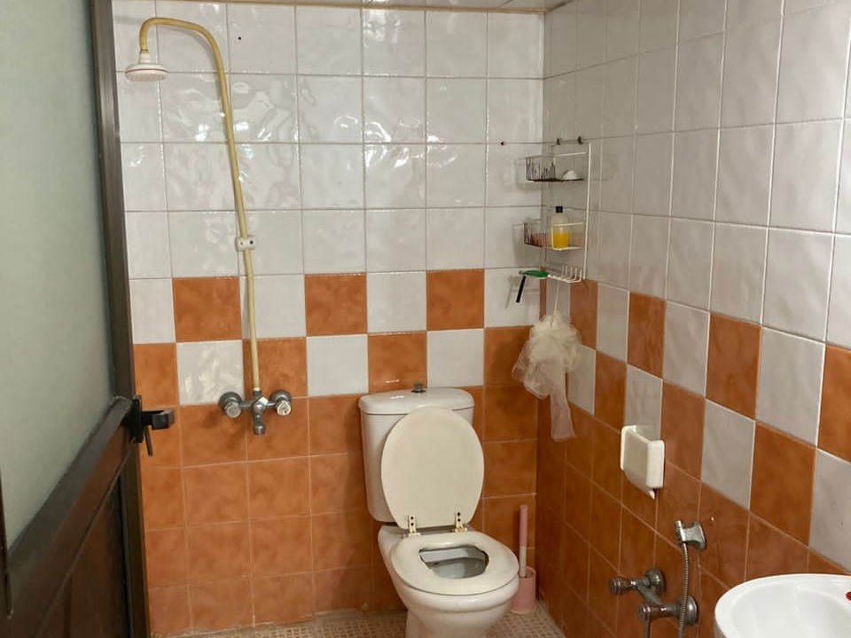 سرویس بهداشتی و حمام سرویس بهداشتی و حمام