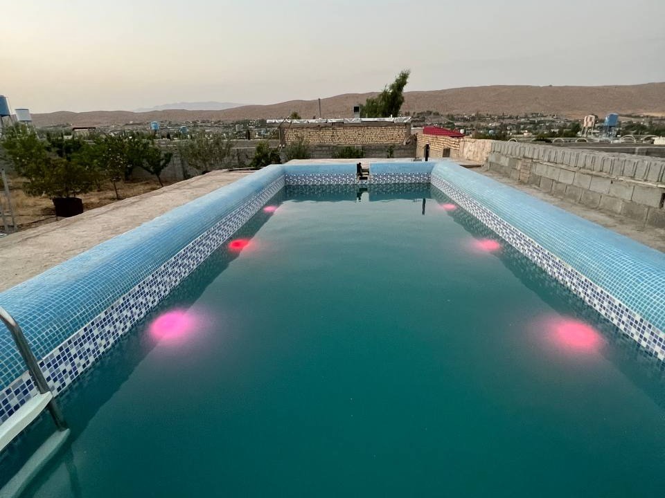 استخر استخر