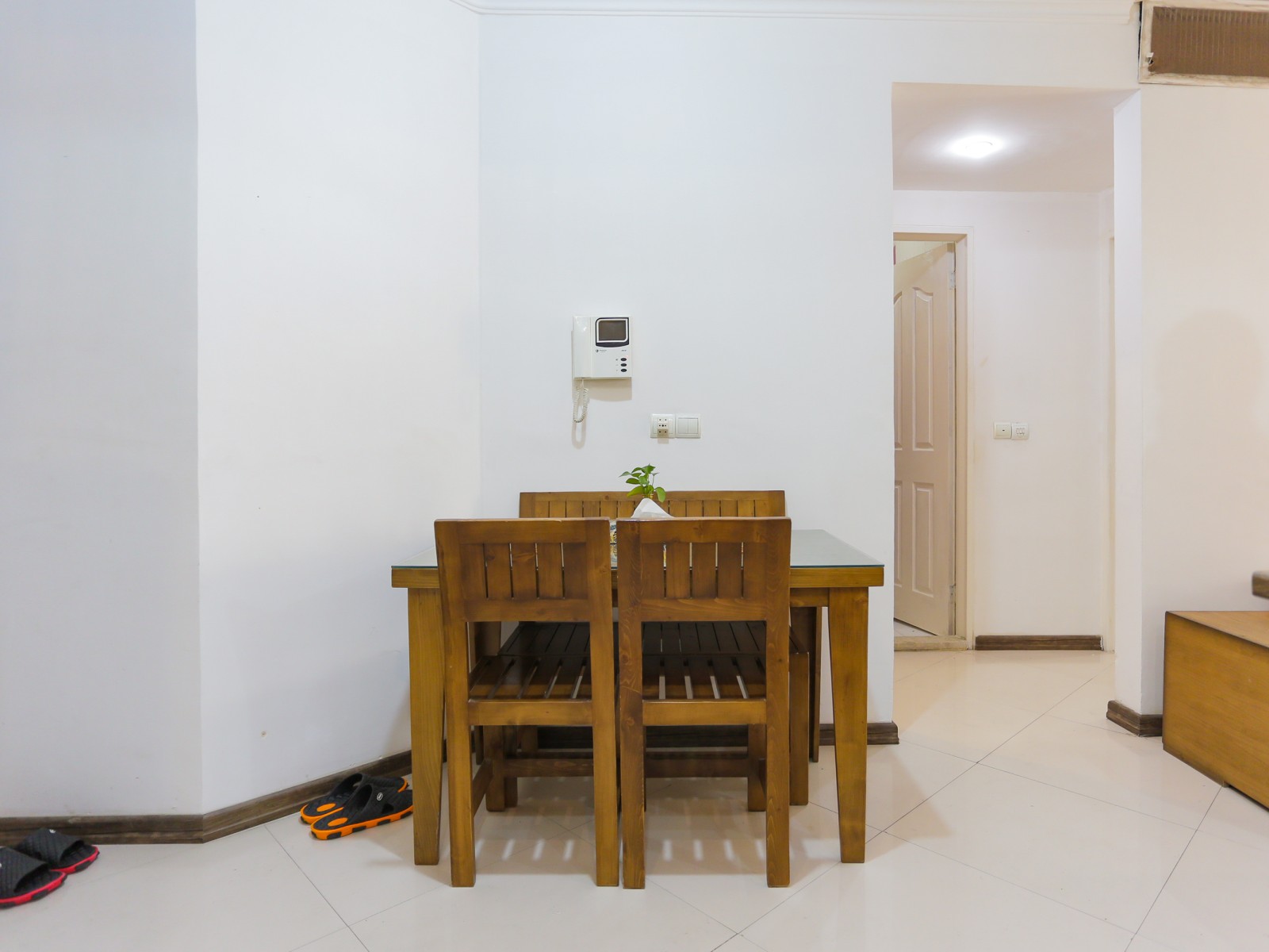 میز ناهارخوری میز ناهارخوری