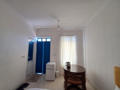 اقامتگاه عبدالله صالح،  اتاق ۱