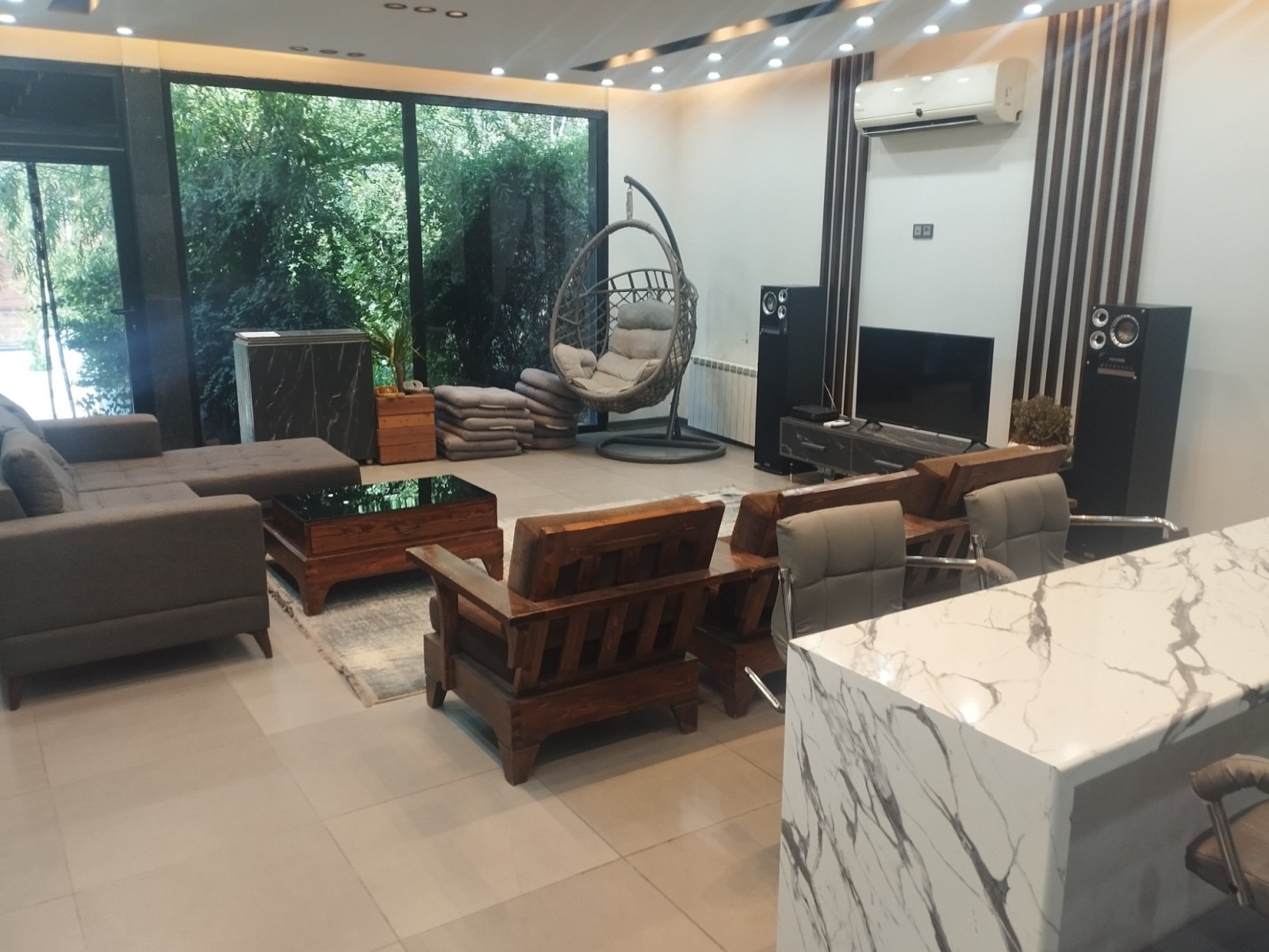 اتاق پذیرایی