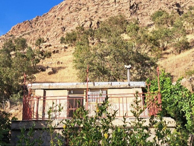 نمای بیرونی ساختمان