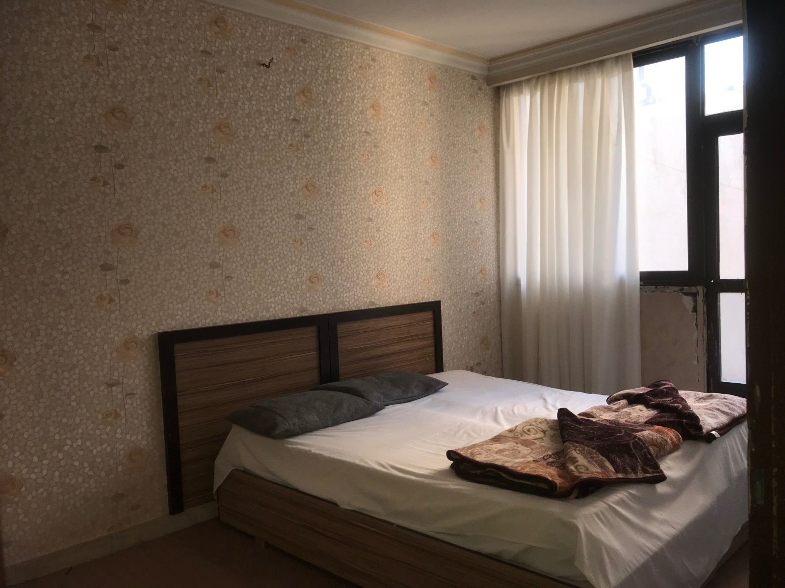 اتاق‌خواب 1