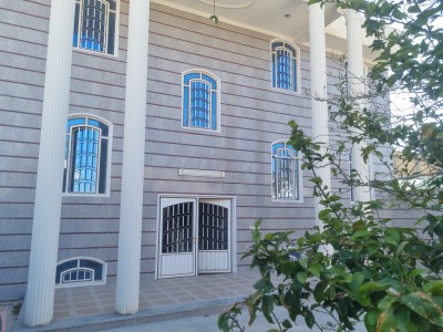 آپارتمان دوخوابه در میدان قبله لار