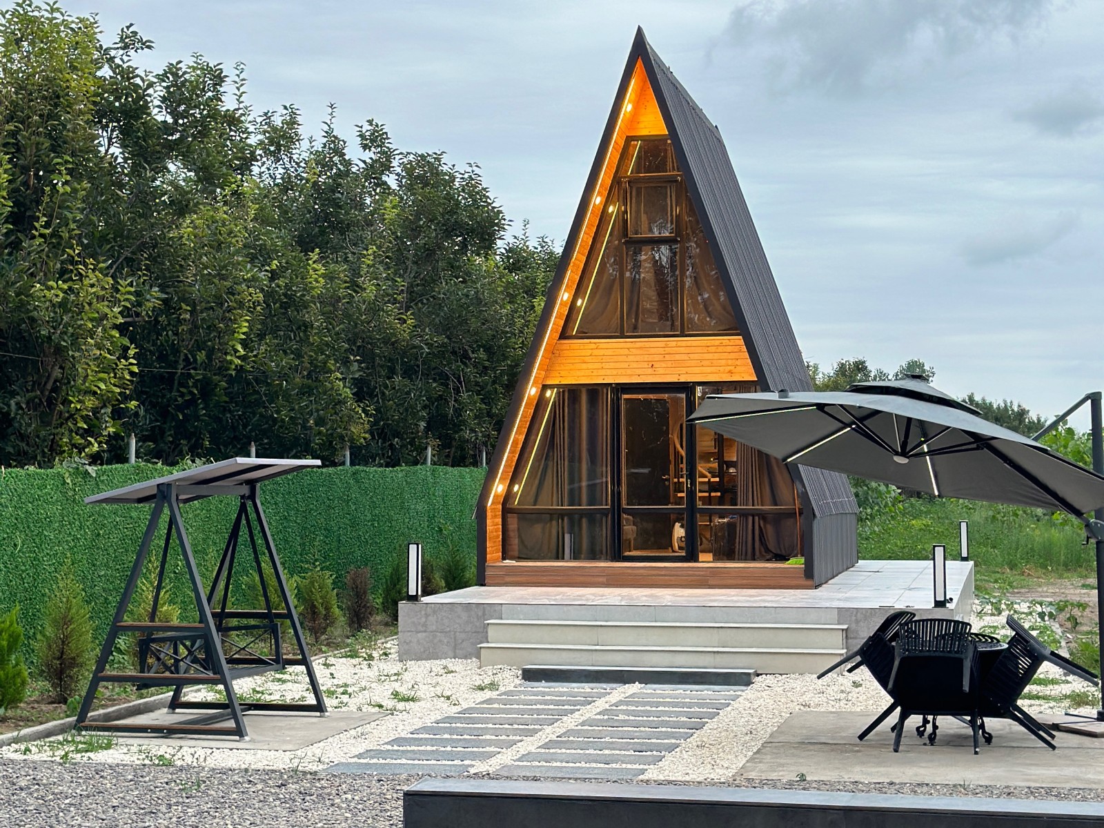 نمای بیرونی ساختمان