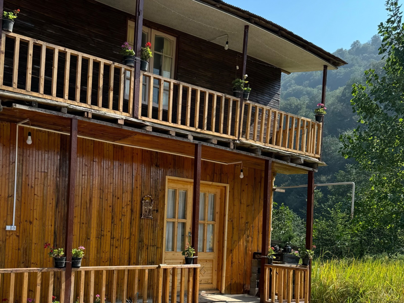 نمای بیرونی ساختمان نمای بیرونی ساختمان