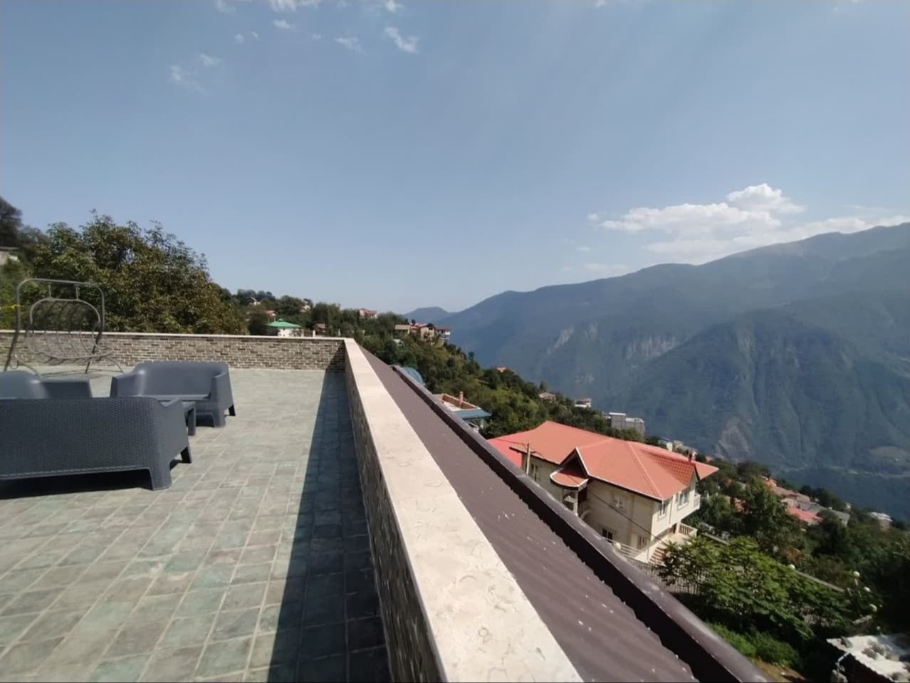 پشت بام پشت بام