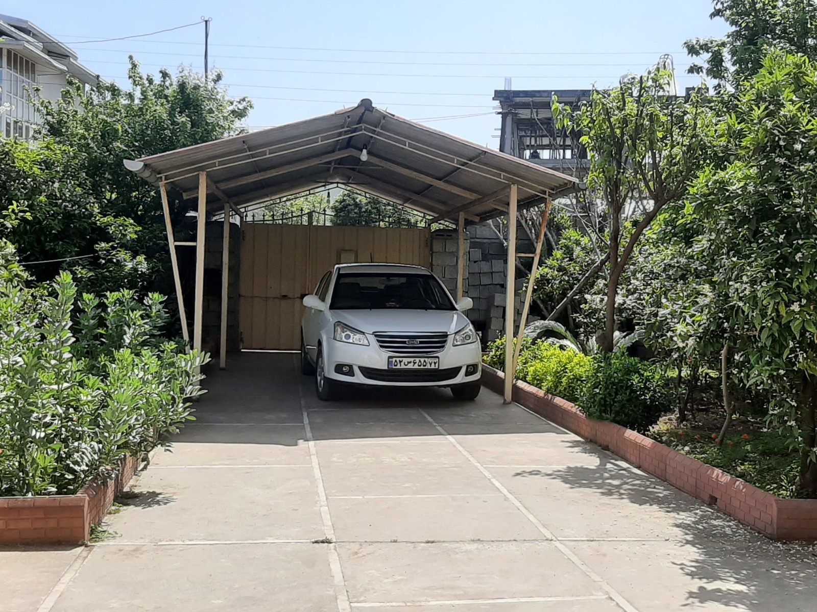 نمای بیرونی ساختمان