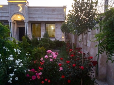 ویلای همکف استخر سرپوشیده آب گرم