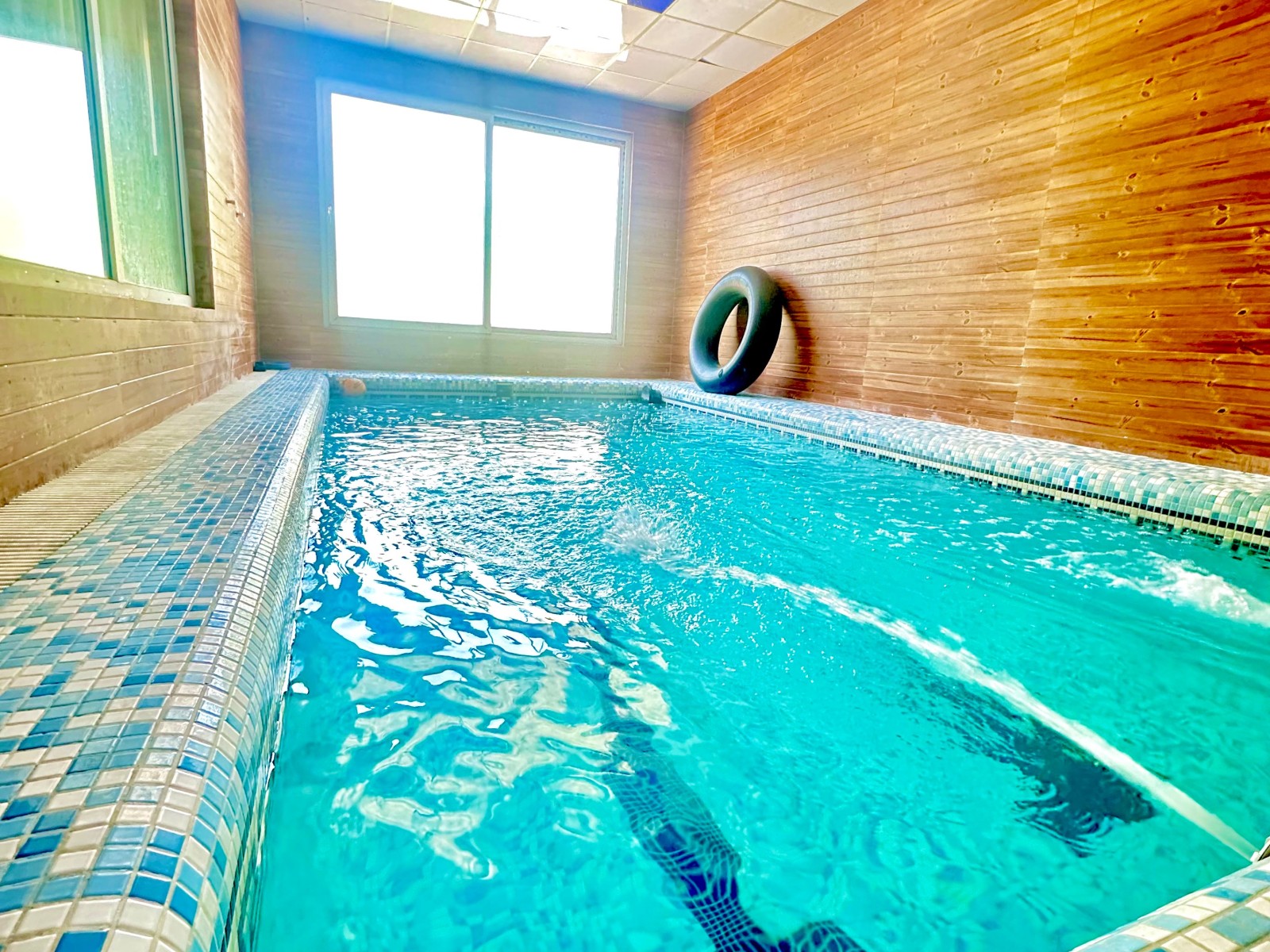 استخر استخر