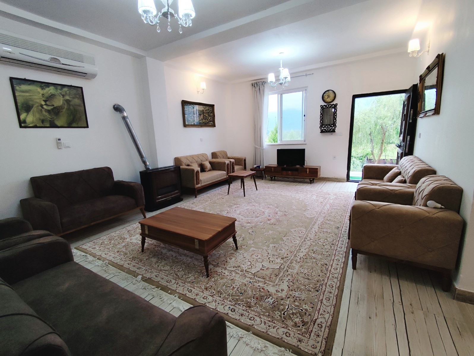اتاق پذیرایی