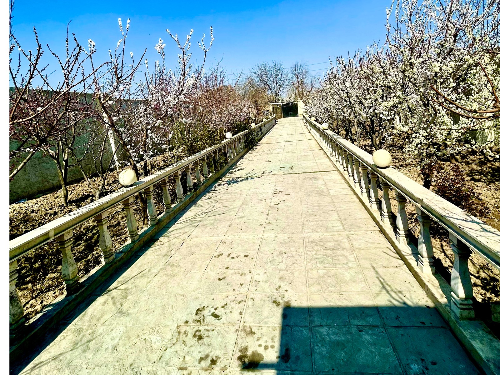 ورودی اقامتگاه