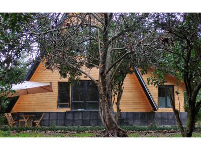 کلبه چوبی باغ پرتقال با جکوزی شش نفره