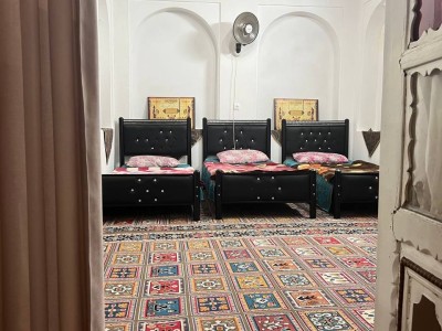 عمارت باغ میرزا "اتاق 105"