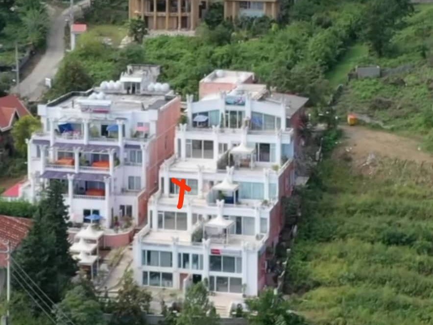 نمای بیرونی ساختمان