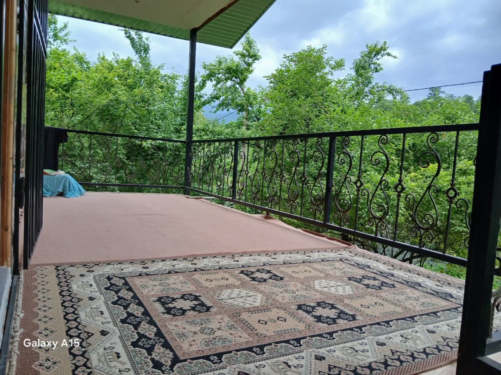 نمای بیرونی ساختمان