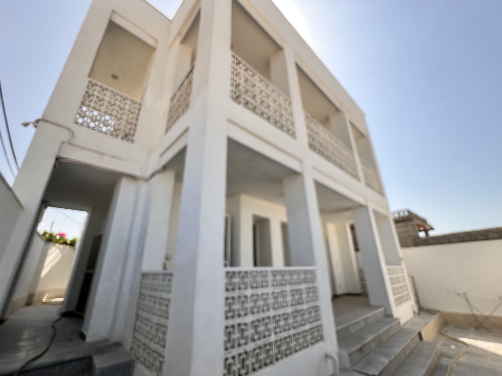 نمای ساختمان