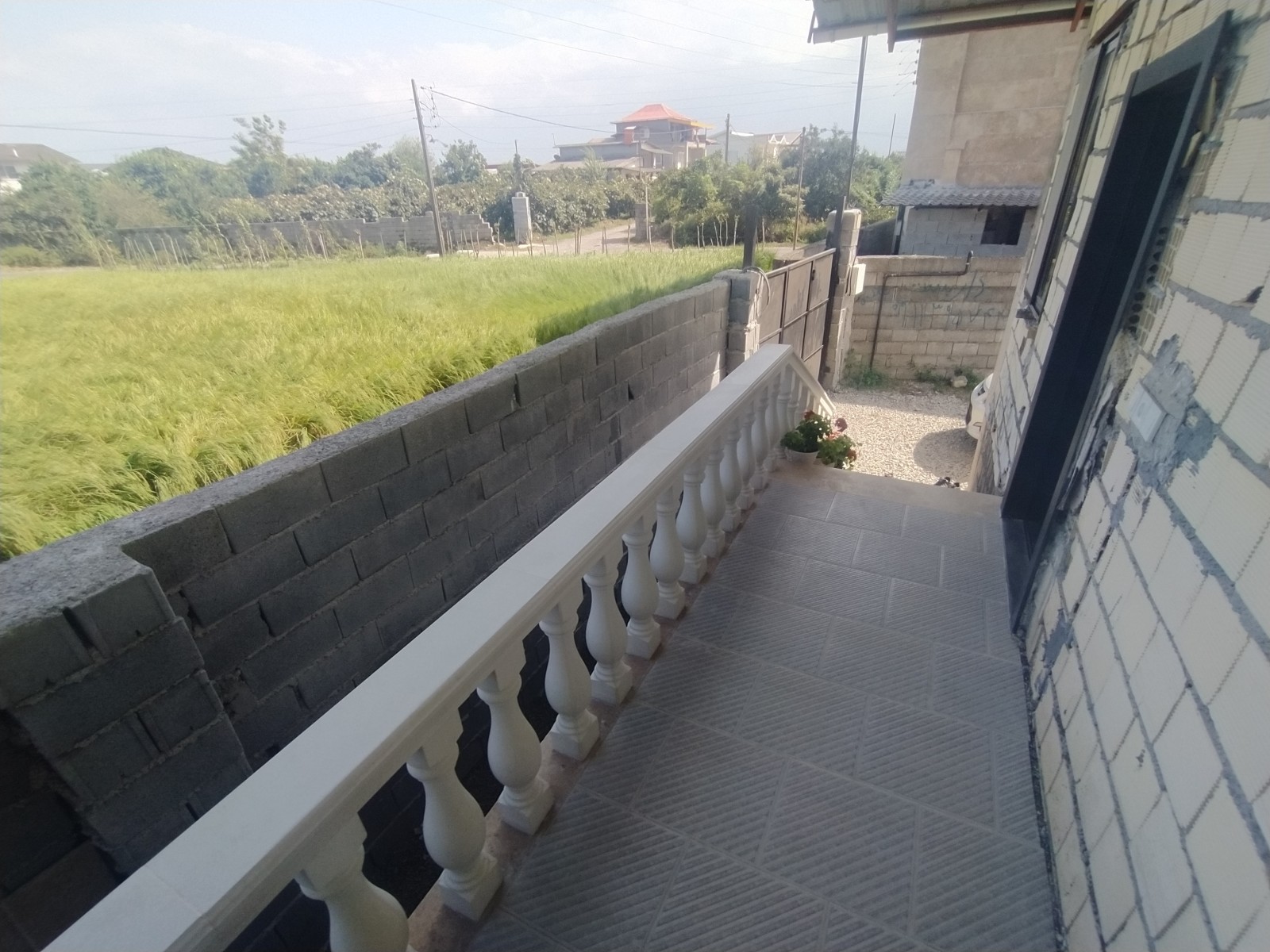 نمای بیرونی ساختمان نمای بیرونی ساختمان