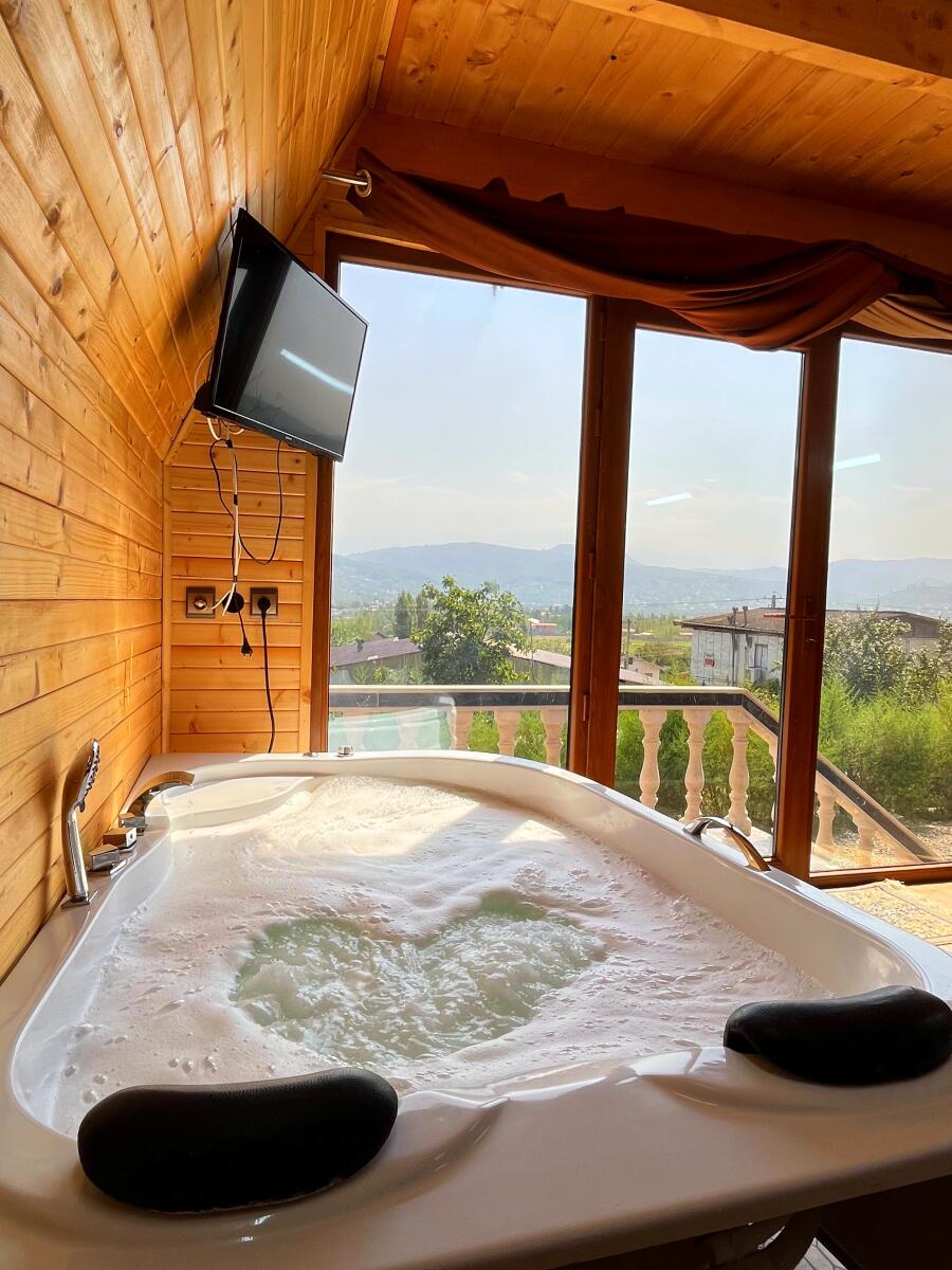 جکوزی جکوزی