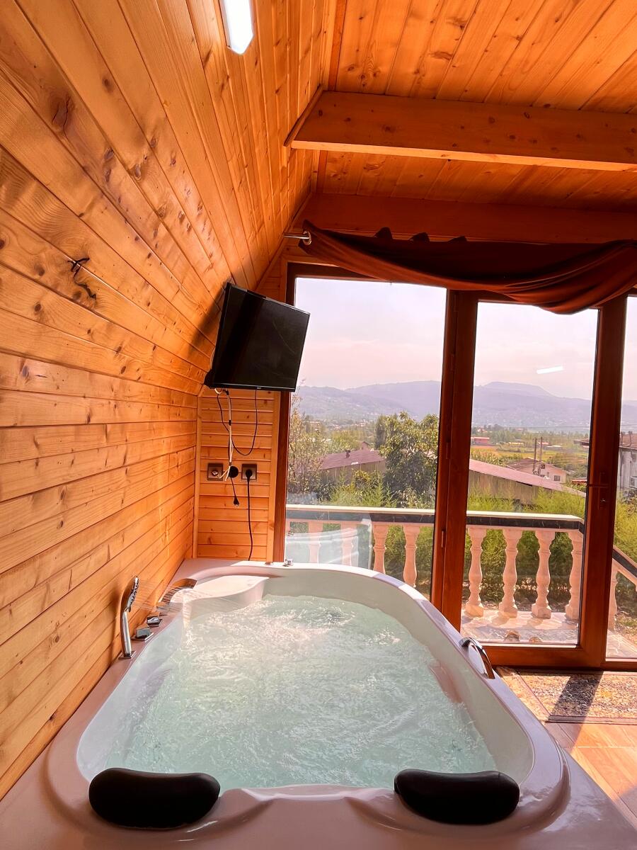 جکوزی جکوزی