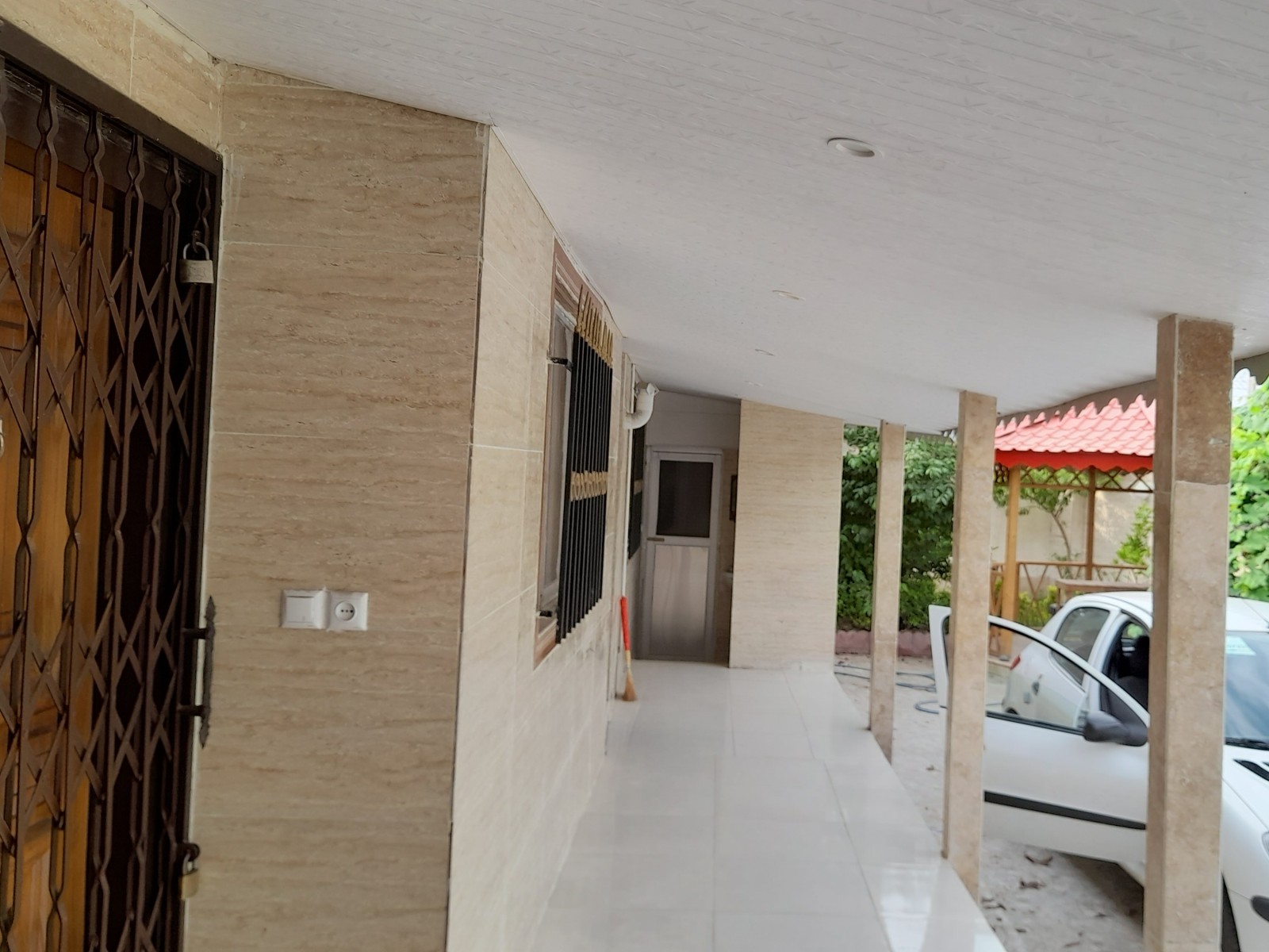 نمای بیرونی ساختمان نمای بیرونی ساختمان