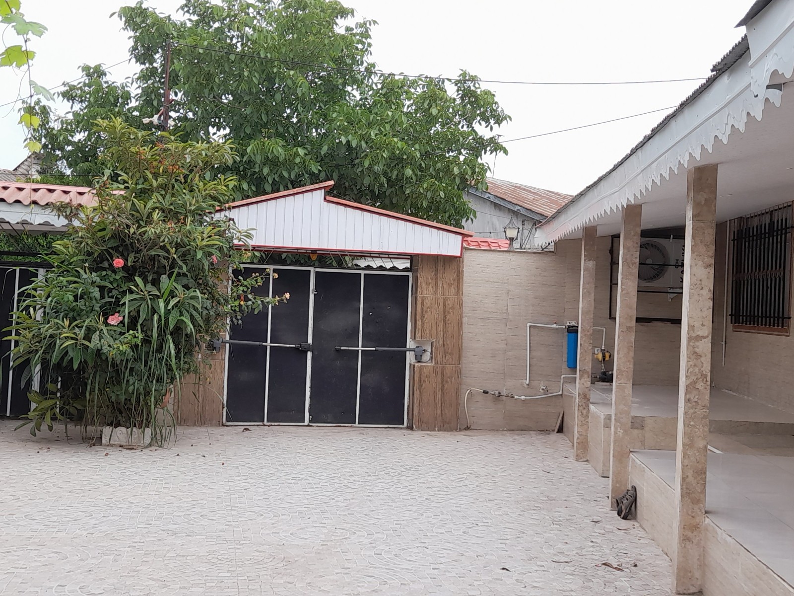 نمای بیرونی ساختمان نمای بیرونی ساختمان