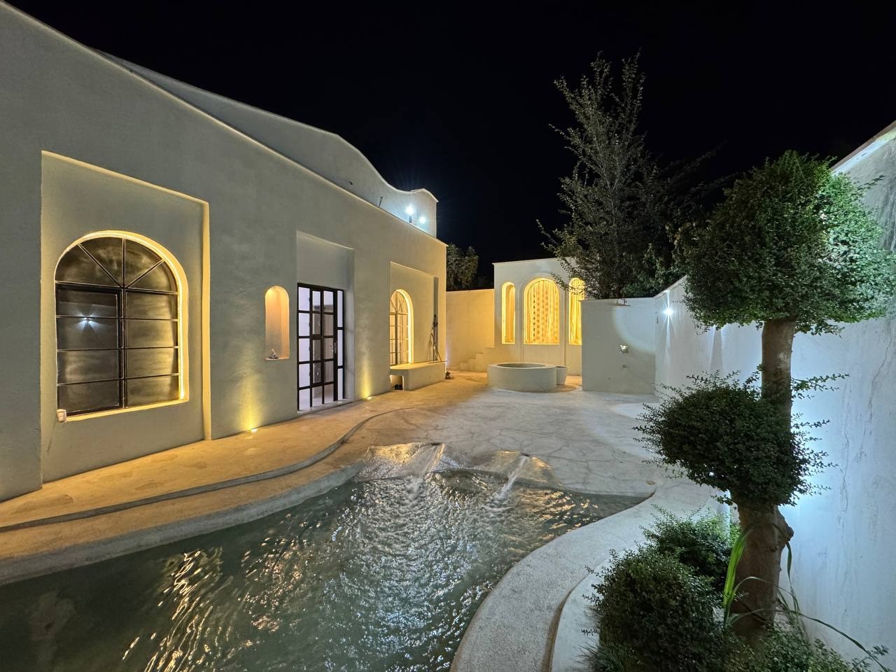 استخر استخر