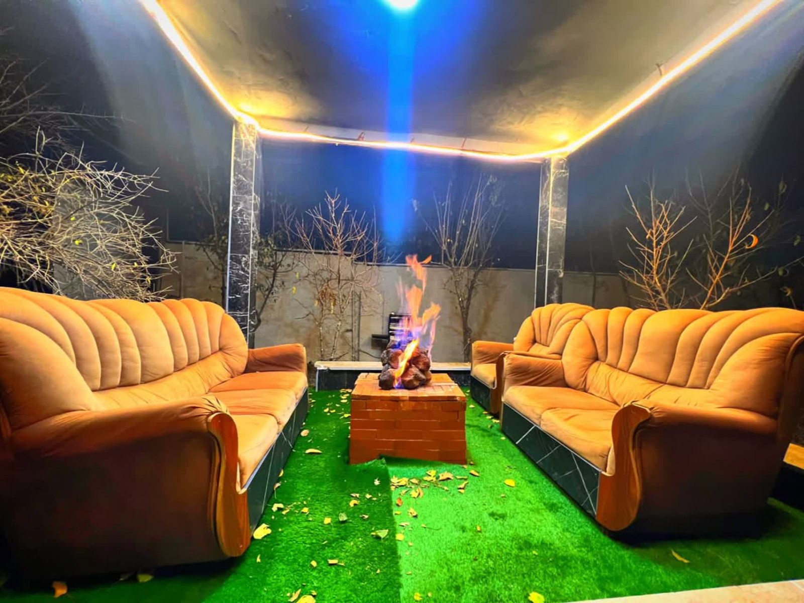 نمای بیرونی ساختمان