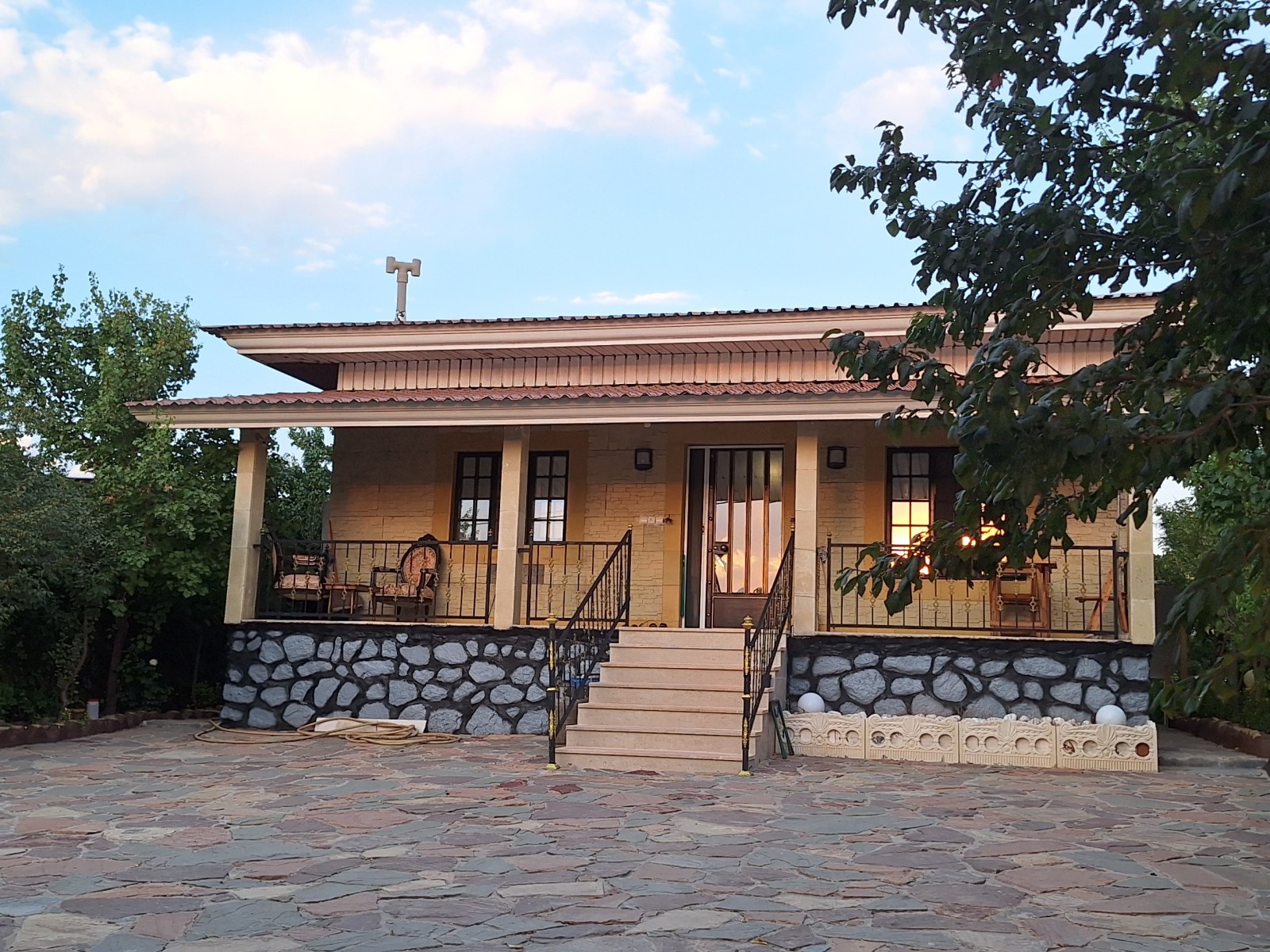 نمای ویلای لاکچری ییلاق نمای ویلای لاکچری ییلاق