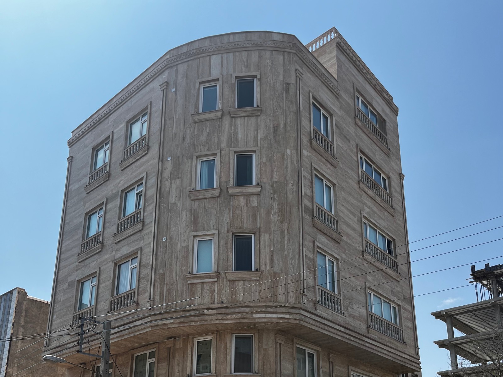 نمای ساختمان