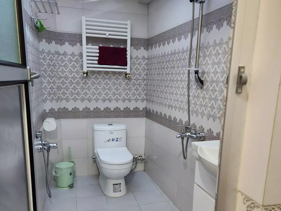 حمام و سرویس بهداشتی