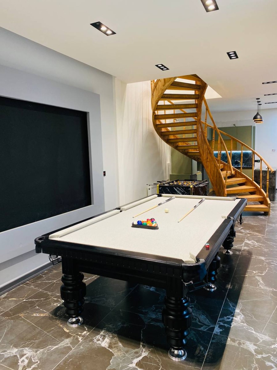 میز بیلیارد