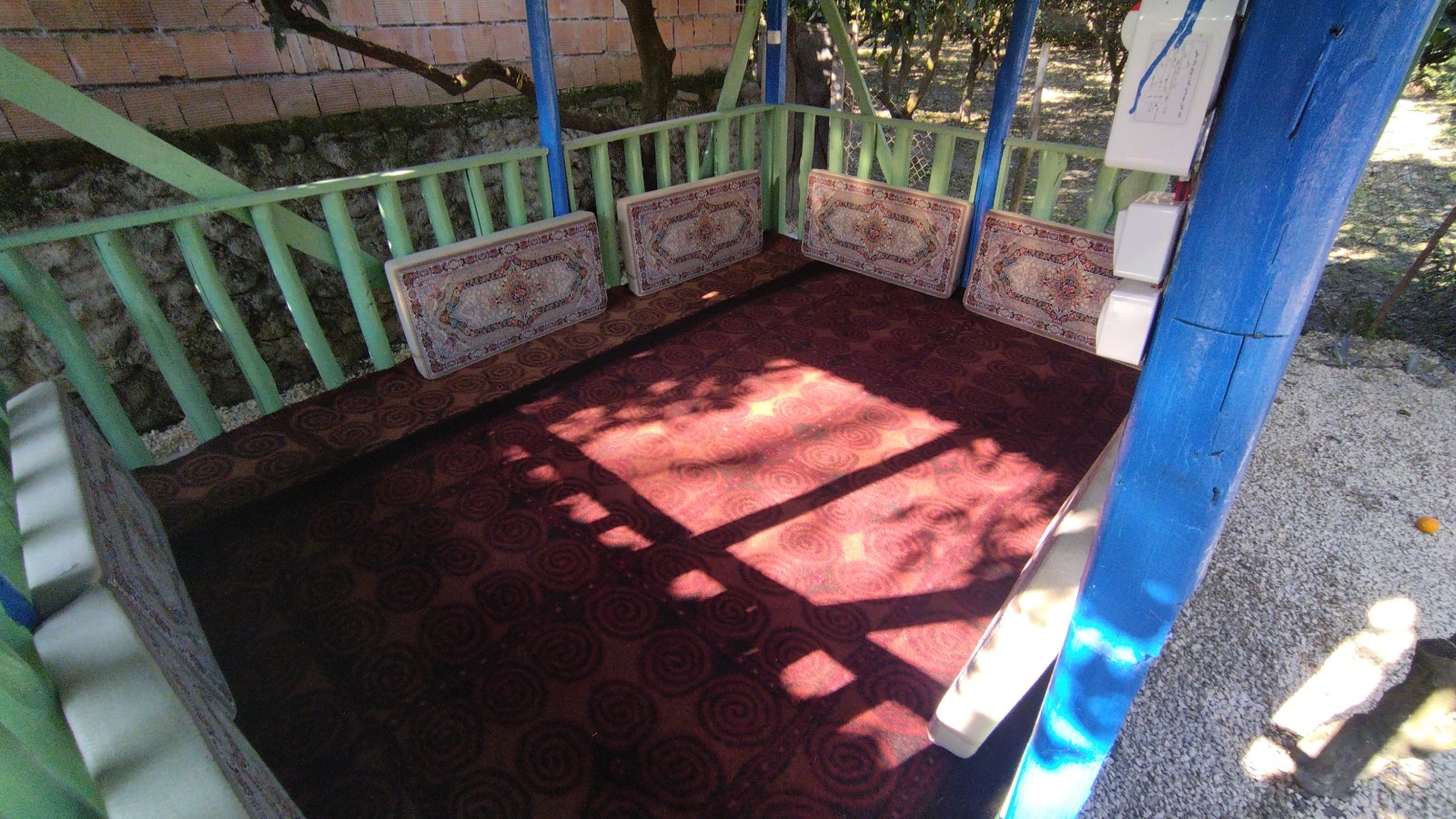 آلاچیق آلاچیق