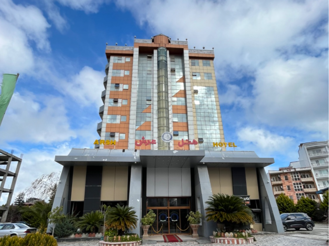 نمای ساختمان