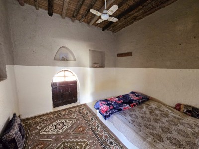 بومگردی مدالی " اتاق کِرَت "