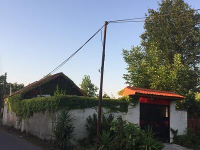 ویلای حیاط‌دار زیبا در خمام