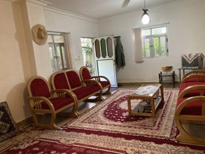 ویلای حیاط‌دار زیبا در خمام