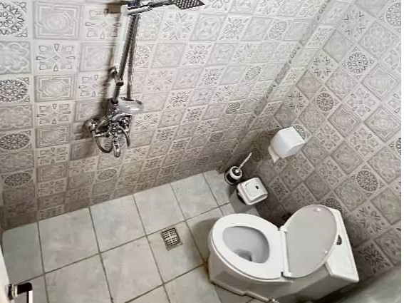 سرویس بهداشتی و حمام